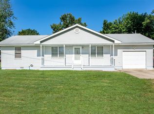 606 Burke St, Jerseyville, IL 62052
