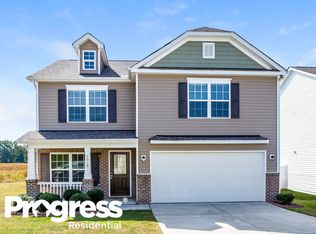 7018 Bouvardia St, Zebulon, NC 27597