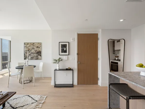 222 East Broadway 7C image 3 of 8