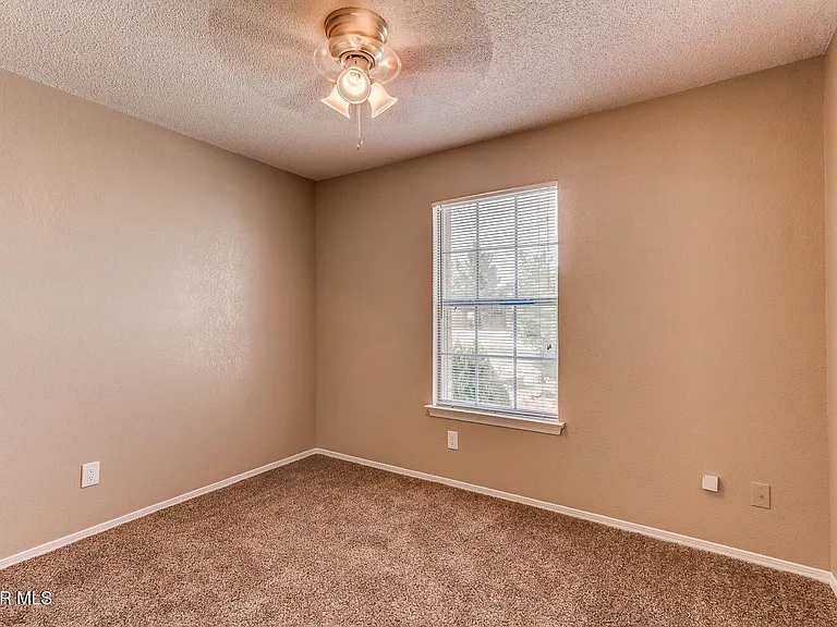 12494 Tierra Bella Dr — Photo 10