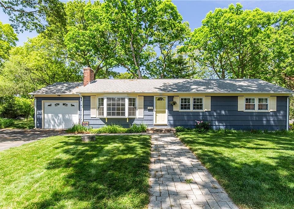 1st image of 65 Terrace Dr
