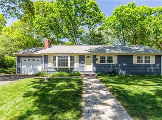 65 Terrace Dr, East Greenwich, RI 02818