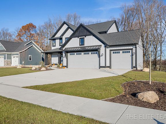 3rd image of 1449 Chase Farms Dr SW #22