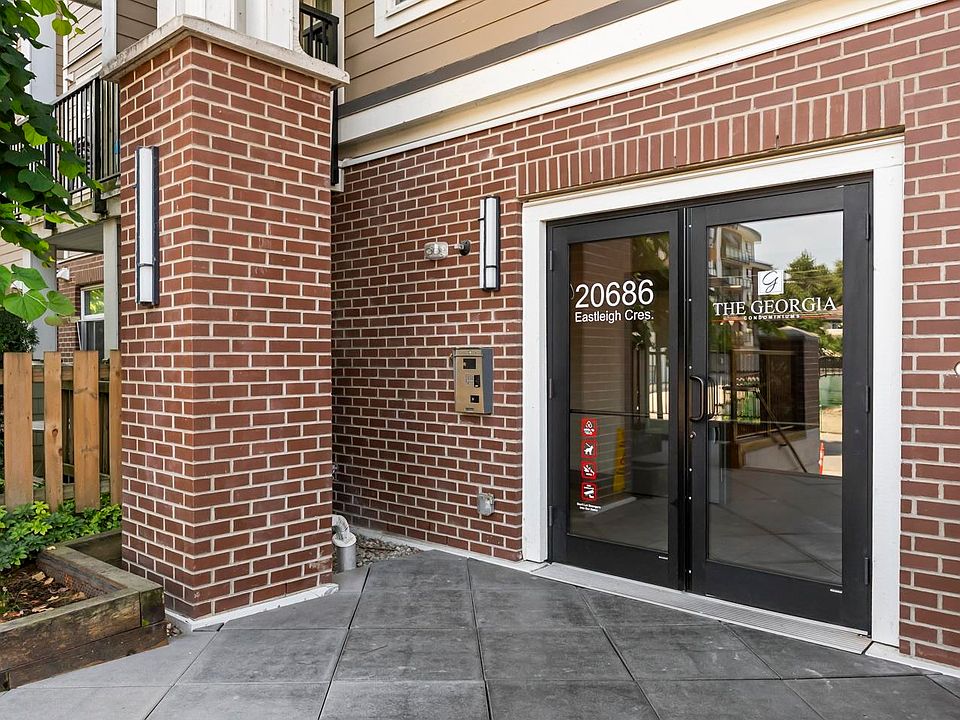 1st image of 20686 Eastleigh Cres #313