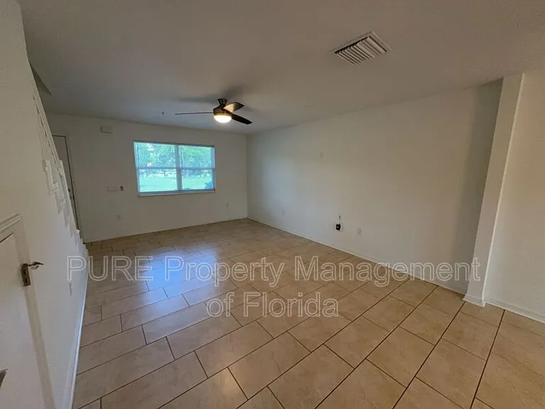 339 NE Sanchez Ave #103 — Photo 5