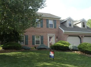 12 Wild Deer Dr, Stevens, PA 17578