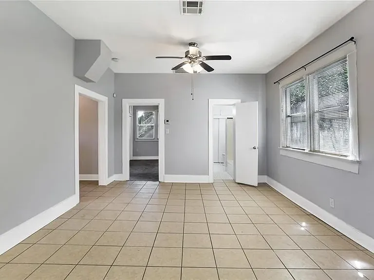 728 Philip St — Photo 6