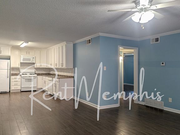 3rd image of 358 E Pkwy N #4