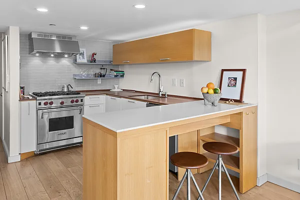 Sold by Compass | media 7