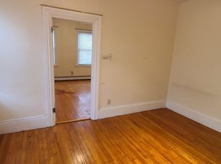 33 Sciarappa St #2R, Cambridge, MA 02141