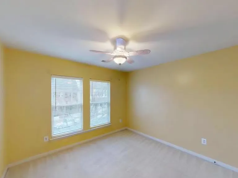 13131 Clarksburg Square Rd — Photo 10