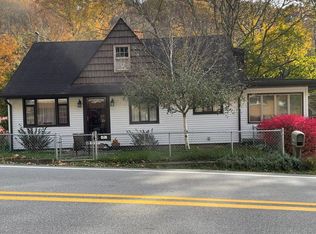 1608 Allegheny St, Follansbee, WV 26037