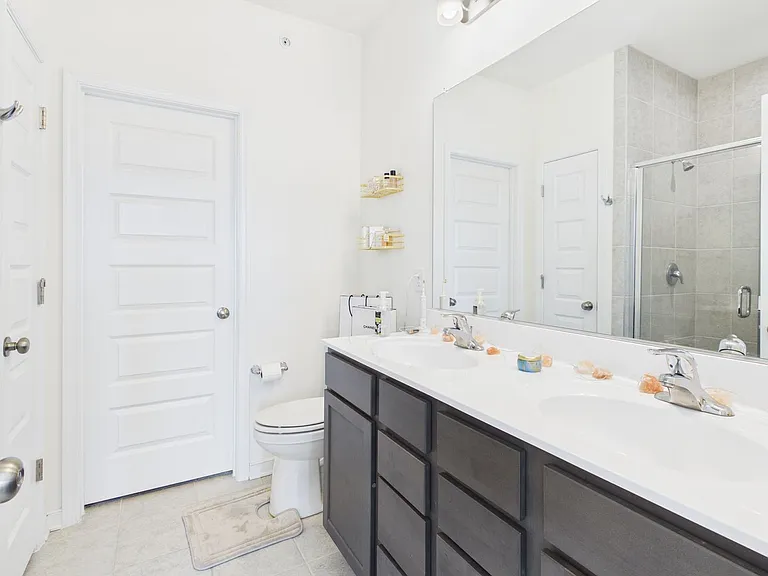 12102 Oxford Landing Dr #204 — Photo 23