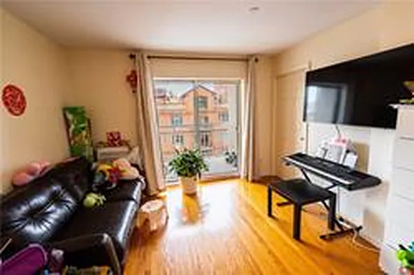 Sold by Century Homes Realty Group LLC | media 20