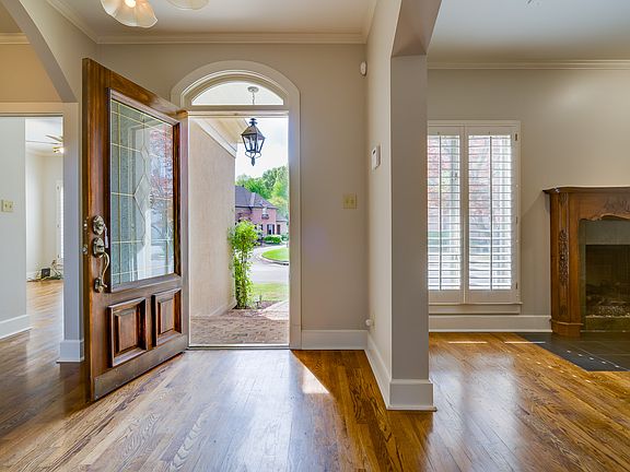 3rd image of 7218 Mont Blanc Dr