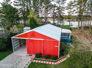 170 Zinkie Ln, Bath, NC 27808