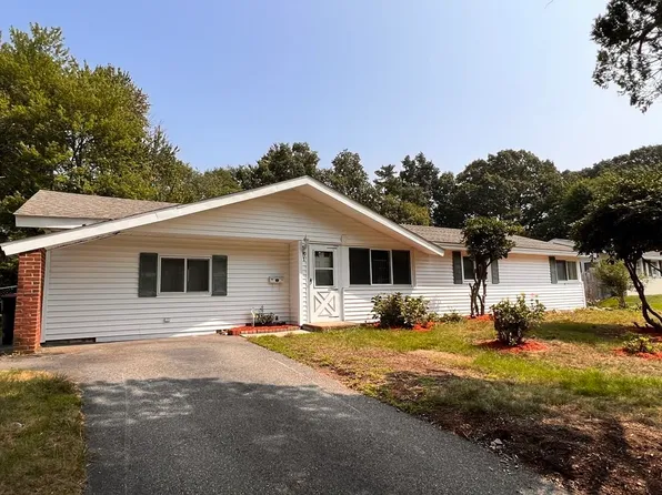 51 Robert Rd, Brockton, MA 02302