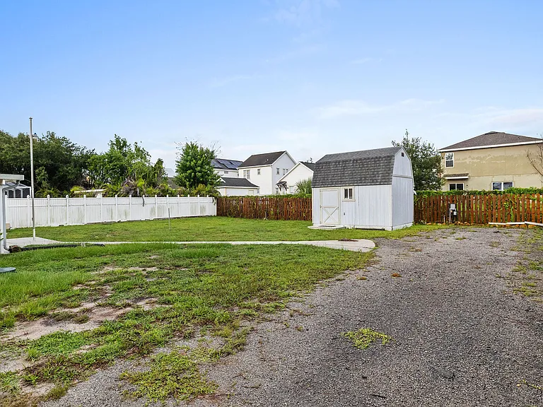 3324 Sunrise Blvd — Photo 24