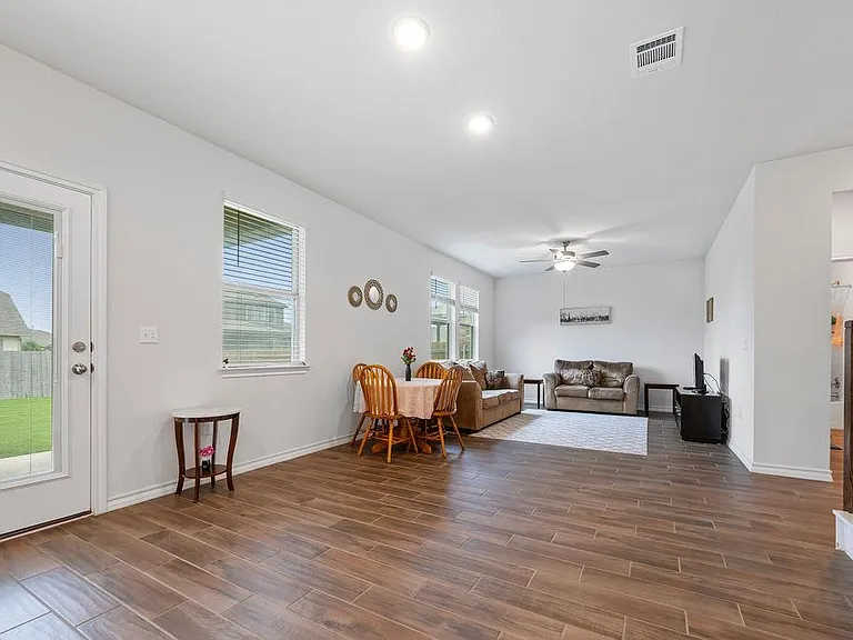6605 Folsom Ave — Photo 15
