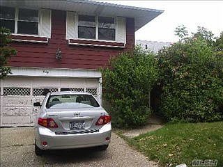 1st image of 649 Diane Pl