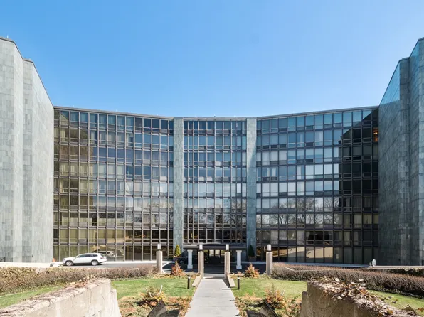 1420 Sheridan Rd APT 3I, Wilmette, IL 60091