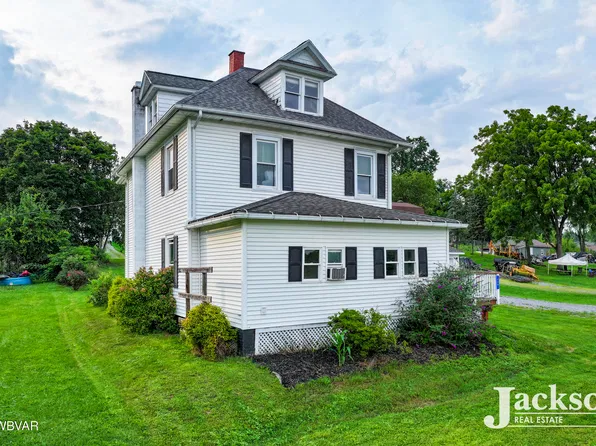 120 Prospect Ave, Jersey Shore, PA 17740