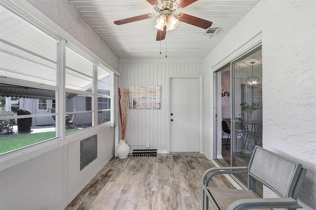 1 bed, 1.5 bath, 800 sqft, $1,600 — Photo 4