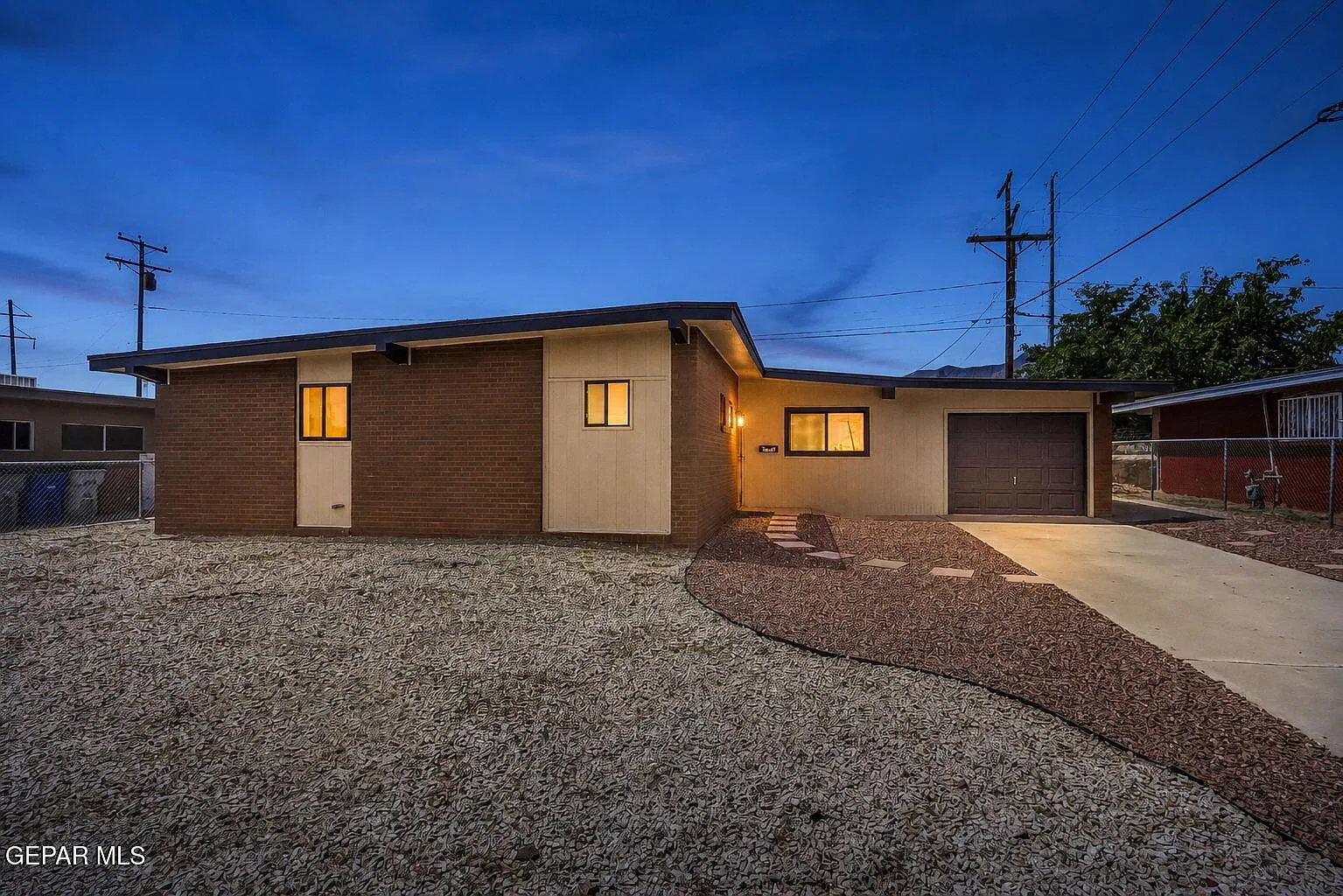 3 bed, 2.0 bath, 1528 sqft, $1,850 — Photo 4