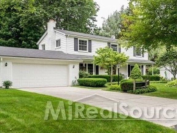 4th image of 28833 Leamington Dr