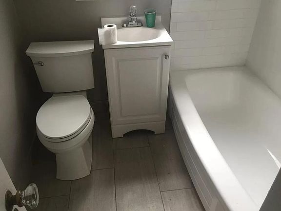 5th image of 1718 Grand Ave