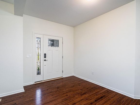5th image of 3595 Acadia Ln