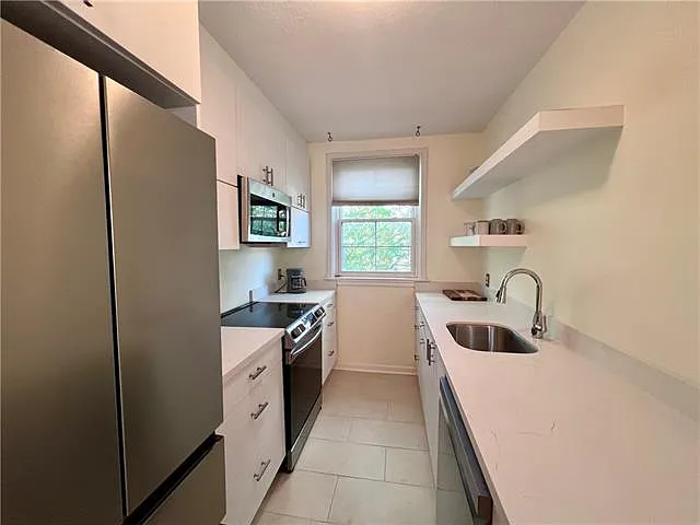 7444 Saint Charles Ave #202 — Photo 10