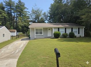 5330 Tracey Dr, Stone Mountain, GA 30088