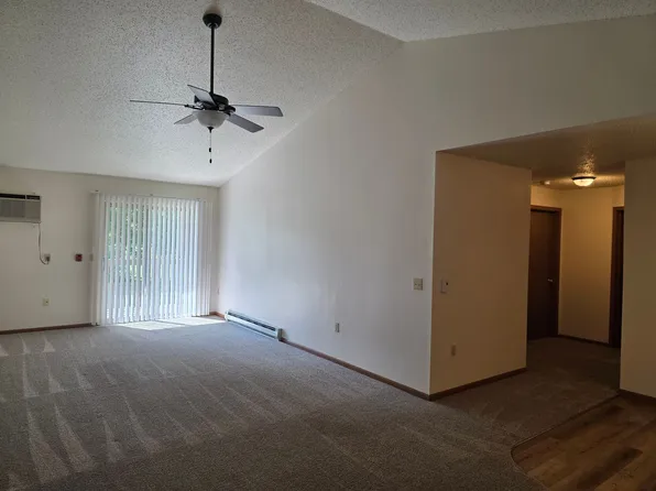 11373, W172N11373 Division Rd #10, Germantown, WI 53022