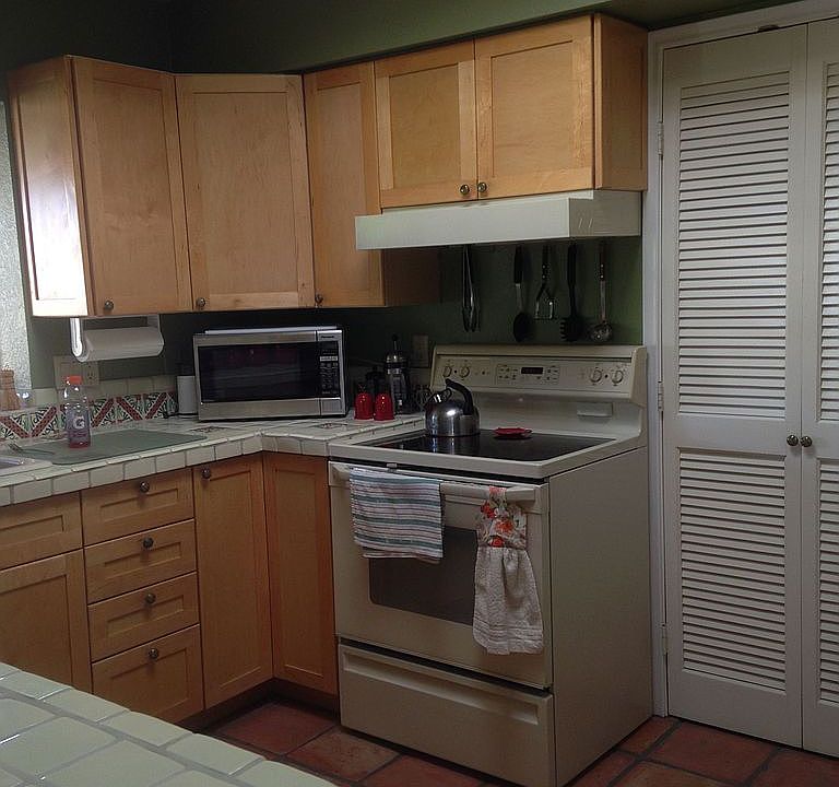 1st image of 1041 W Calle Del Regalo