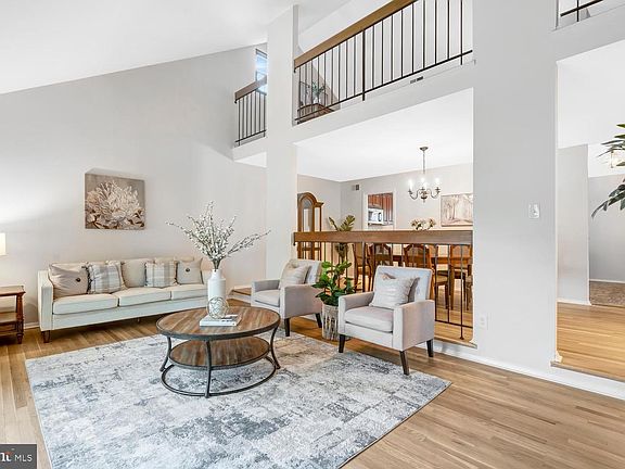 2nd image of 1412 Green Run Ln