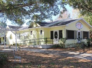 15 C St W, Frostproof, FL 33843
