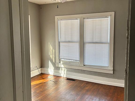 5th image of 204 Glen Ave