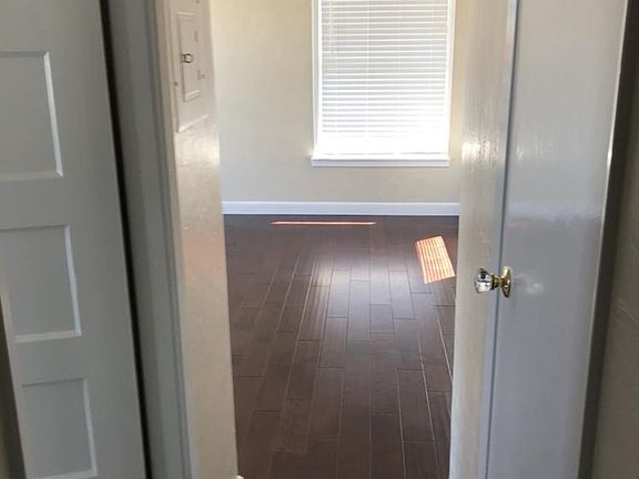 4th image of 1335 Mariposa St APT 9