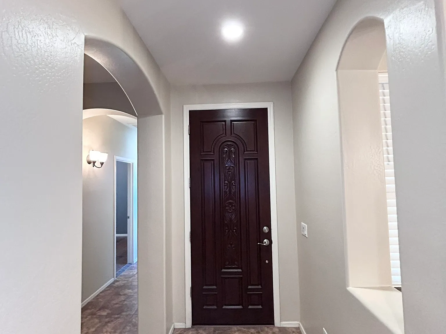 4 bed, 2086 sqft, $2,450 — Photo 4