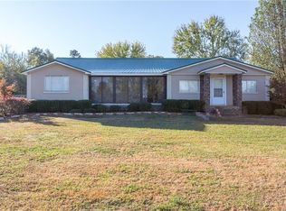 3102 E McKenzie Ave, Pocola, OK 74902
