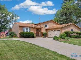 10388 Cliffwood Rd, Perrysburg, OH 43551