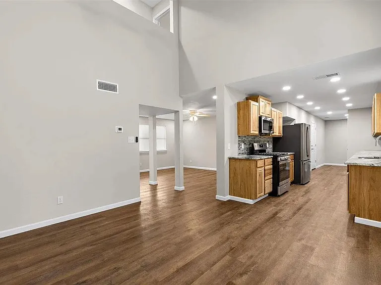 5235 Catskills Dr — Photo 8