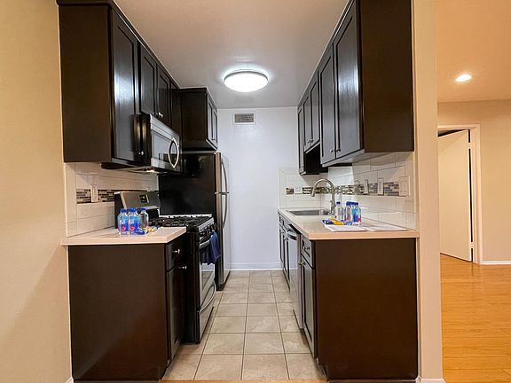 3rd image of 7420 Jordan Ave #211