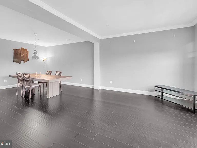21600 Romans Dr — Photo 14