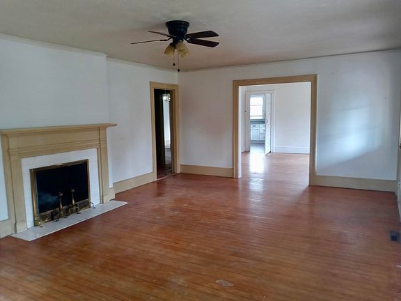 3rd image of 506 Roland Ave