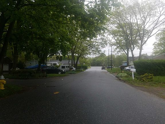 5th image of 395 Central Islip Blvd