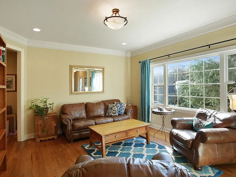 1084 Country Ln NE — Photo 7