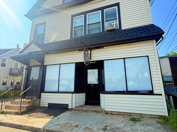 31 Lucy St #1