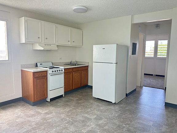 2nd image of 68-017 Au St